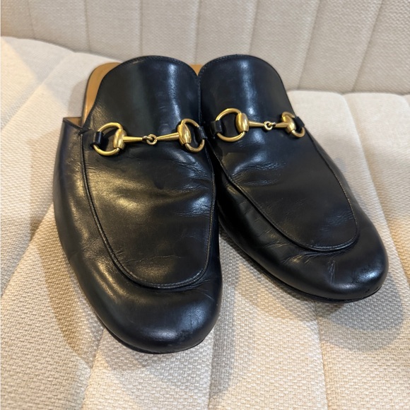 Gucci Black Leather Slip-On Loafers  Mules with Gold Detail - Picture 3 of 11